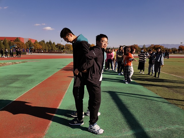 【完满班级】滴水汇海 独木成林