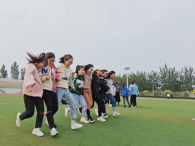 【完满班级】滴水成海 人聚成山——经济与管理学院十月完满班级活动纪实(十二)