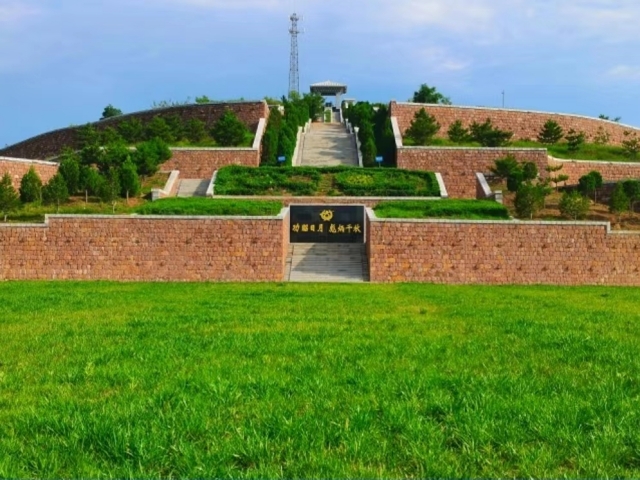 【三下乡】重温红色记忆 传承革命精神——远景学院暑期“三下乡”社会实践活动