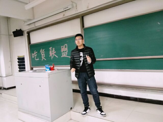 【社团快讯】唯有爱与美食不可辜负——南滋北味社、美食社、I love family饭团社“吃货联盟”活动成功举办