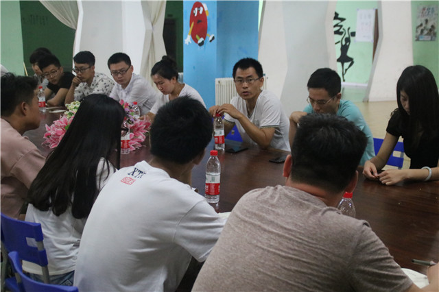 不忘初心  不畏风雨  砥砺前行——机电工程系2016-2017学年第二学期完满教育工作总结大会