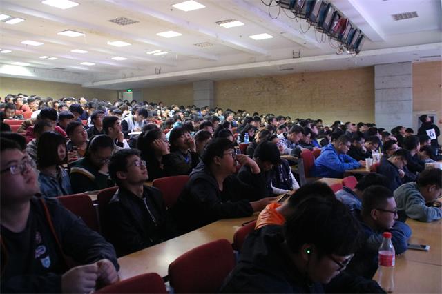 【辅导员说完满】人生所贵在知己 四海相逢骨肉亲——机电工程系“不忘初心方得始终”2014级主题年级大会