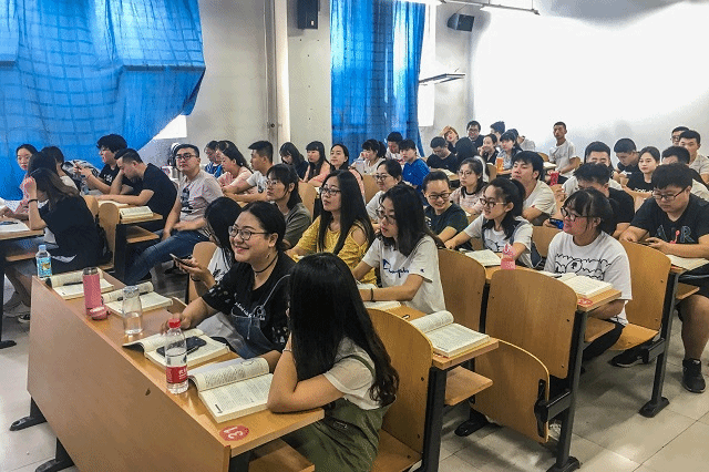 【完满班级】经典戏剧人生 传承民族文化——食品与环境学院土管1601班完满班级活动