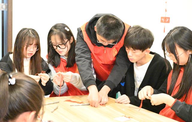 总有温暖与你不期而遇——远景学院冬日暖阳活动