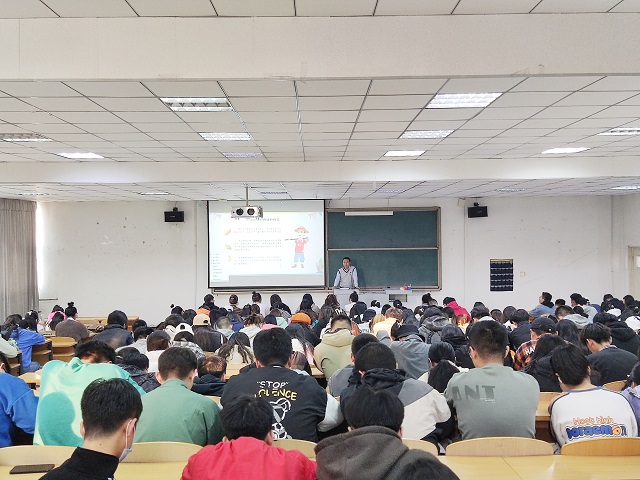 【辅导员说完满】劳动教育融入完满教育——淬炼·国际商学院2020级“辅导员说完满”专题活动