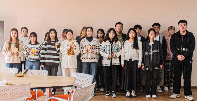 一叶知秋至 霜降感秋寒——艺术传媒学院青春文化宣讲二十四节气“寒霜降 冬渐临”