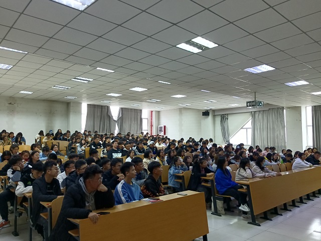 【辅导员说完满】疫情就是命令 防控就是责任——淬炼·国际商学院2021级辅导员说完满