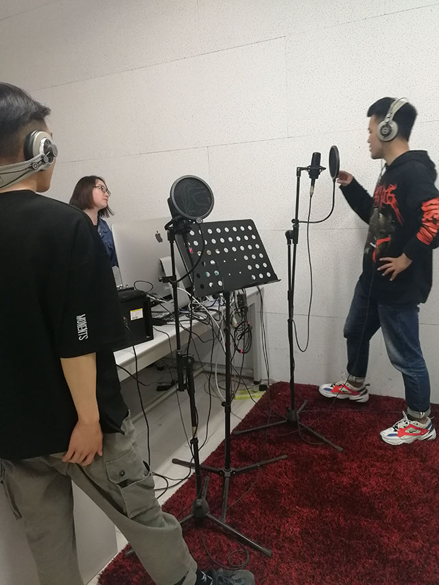 在信院 有一群特别的“劳动者”