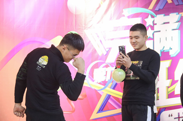 第九季完满班级“十佳团队”及“优秀建设单位”评选活动凝聚班级力量