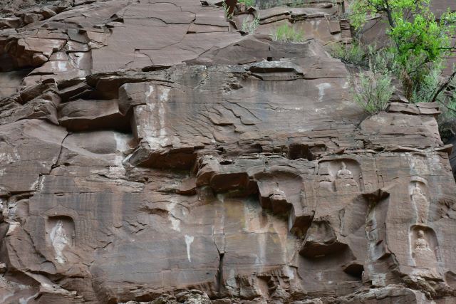【三下乡】凝聚历史精神 熔铸文化辉煌——艺术传媒学院“拾遗记”祁县唐河底摩崖石窟考察