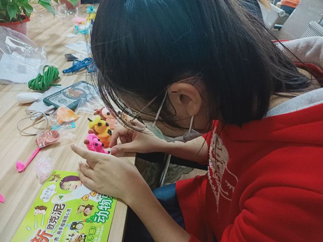 【完满班级】青春之花 手折余弦——淬炼商学院行管1903班完满班级活动