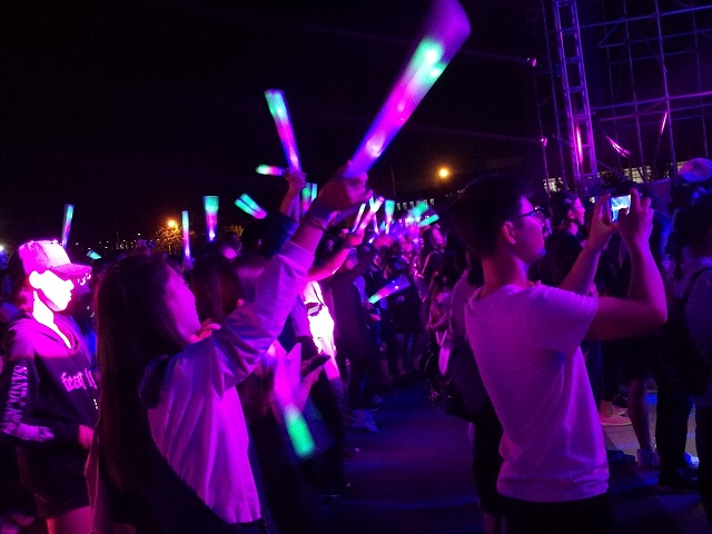 【音乐节·无边】摇滚“无边” 青春亦“无边”——记“无边”音乐节之乐队专场（一）