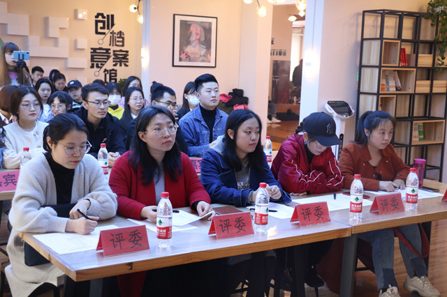 表达与思辨升华 尽显才华与风采——外语系举办第23届“外研社·国才杯”全国大学生英语辩论赛晋中信息学院校园选拔赛决赛