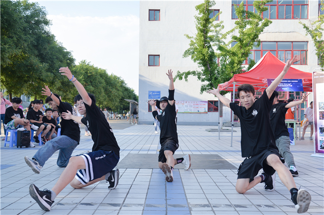 群雄逐鹿 品牌活动（项目）各显神通——2020—2021学年完满教育品牌活动（项目）评选圆满结束