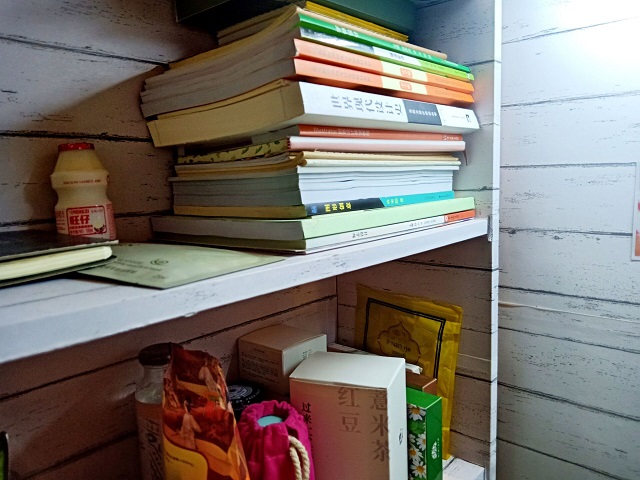 【完满班级】艺彩飞扬 绚丽多彩 宿舍装饰展览活动——艺术传媒系视觉1701完满班级活动