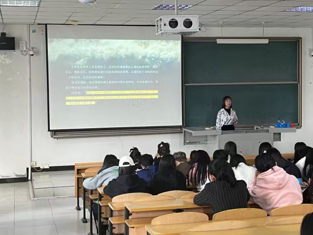 【辅导员说完满】保持“饥饿感” 修行完满人生 ——淬炼·国际商学院2021级辅导员说完满活动