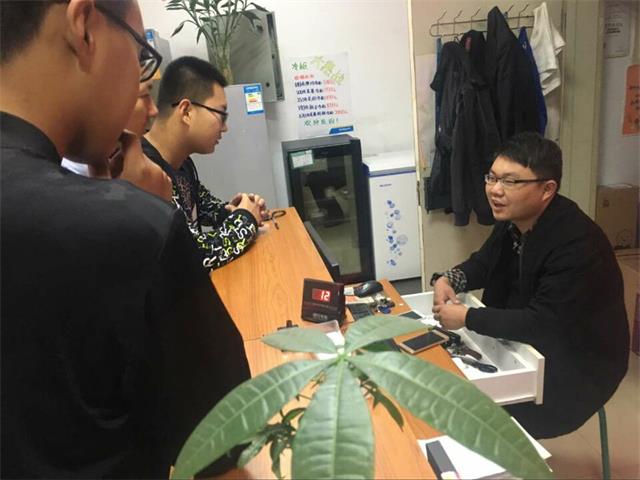 环科系第二届“一元闯金谷”城市生存挑战赛
