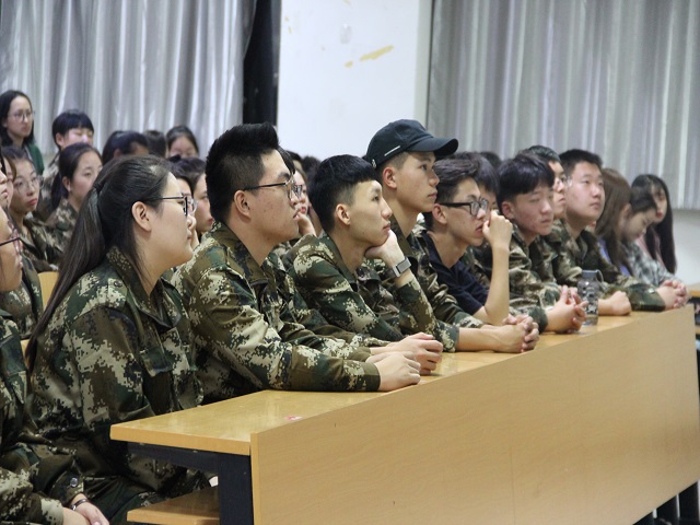 【迎新纪实】缘知伊始 不负遇见——艺术传媒学院视觉、动画、产品专业新生见面会