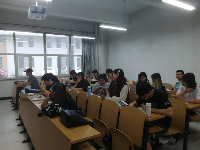 【完满班级】父爱如山 母爱如水——食品与环境学院城规1601班完满班级活动