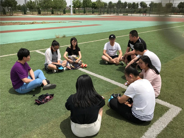 【完满班级】运动点燃激情——淬炼商学院十月完满班级主题活动（四十四）