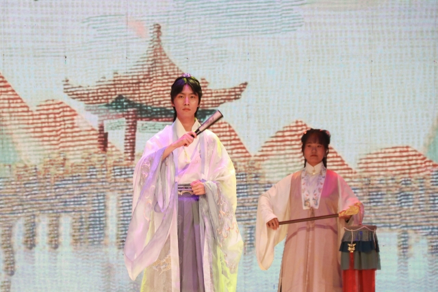 社团开放日·十年专栏:“Ta们”诞生于完满元年