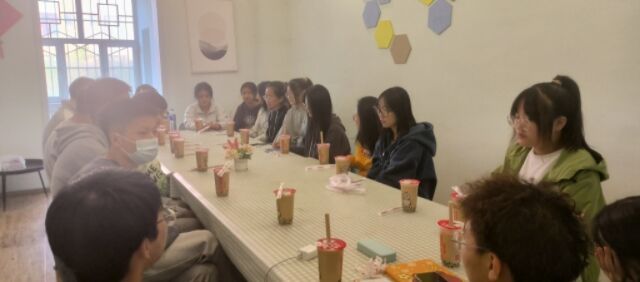 【完满班级】破冰之旅 艺术团建——远景2202班10月完满班级活动