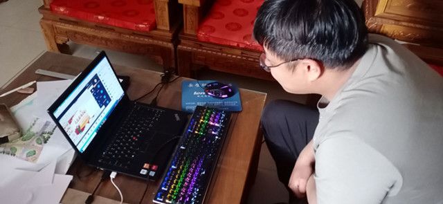 【主题团日活动】青春战役 同舟共济——艺术传媒学院环设1802班举办防控疫情主题团日活动