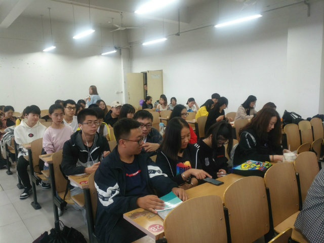 【完满班级】凝聚小爱 成就大爱——食安1601班公益分享交流会