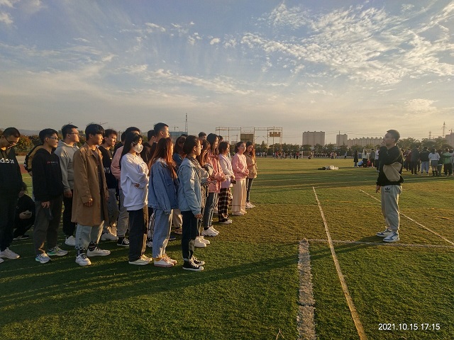 【完满班级】齐心协力 运动点燃热情——大数据学院、信息工程学院物联网工程2105班完满班级活动