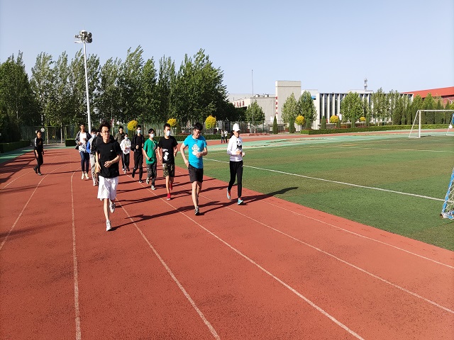 【辅导员说完满】远景学院2020届毕业生开展趣道乐跑动员主题年级会