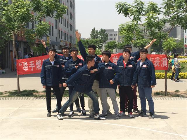 【戏剧节】举手燃梦 投足有戏——经管系行为艺术表演