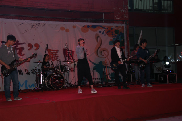 第30期乌马河周末文化广场之“艺”展风采顺利举办