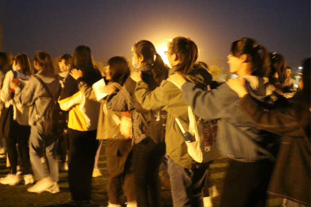 家乡的土地 无需雕琢的美丽画卷——外语系第八届“show”出家乡暨2020级新生破冰仪式