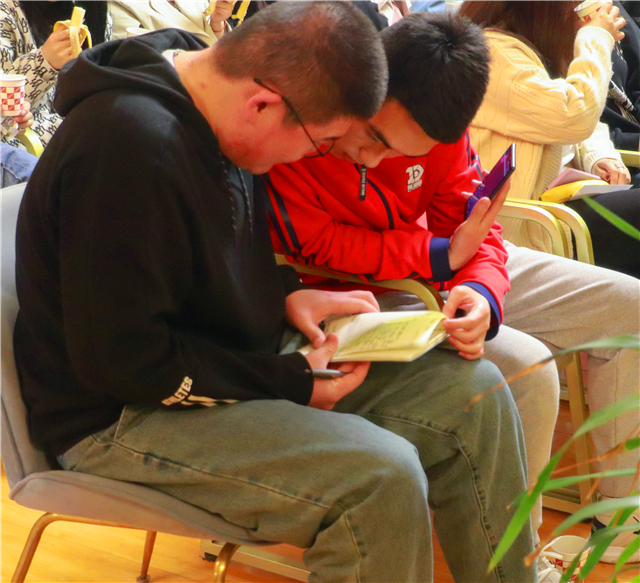 紧随时代 把握机遇 少年仍需踏浪行——第78期学生会主席沙龙