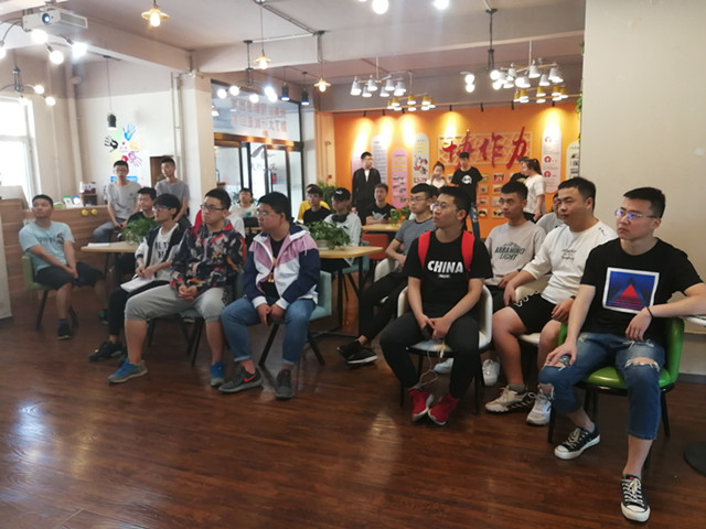 【完满班级】守望大山 关爱空巢老人——大数据学院、信息工程学院网工1602班公益观影活动