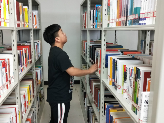 【完满班级】情暖六月 影印青春——淬炼商学院六月完满班级主题活动（十）