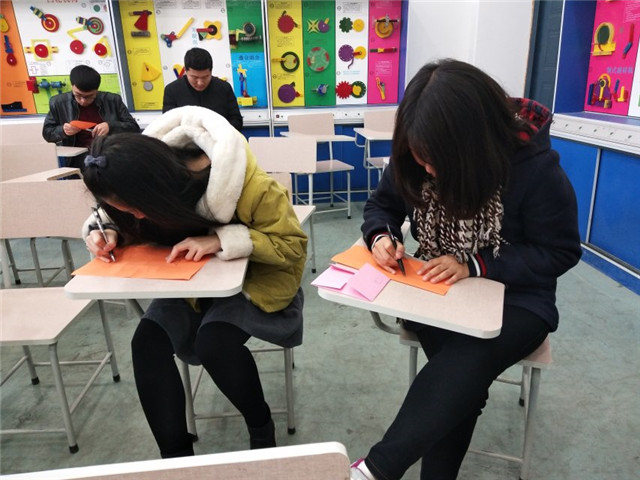 【完满班级】流动的爱 伸手可触——机电工程系机制1601班举办“善”行青春系列完满班级活动