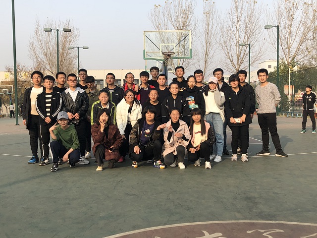 【完满班级】联谊篮球赛——数据1802班“火花青春 点燃寒冬”完满班级活动