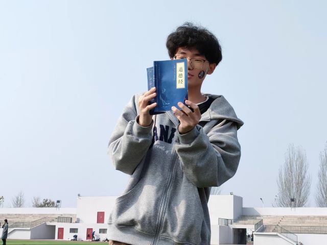 【完满班级】“青春不息”读书分享会——大数据学院、信息工程学院软件工程2202班完满班级活动