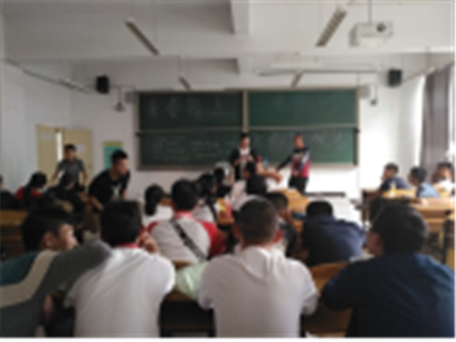【完满班级】机电新力量之“许巍演唱会后的巍热潮”歌唱比拼系列活动