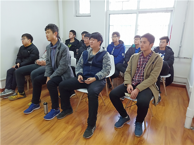 【主题团日】重温改革路 铭记新使命——网工1802班举办团日活动