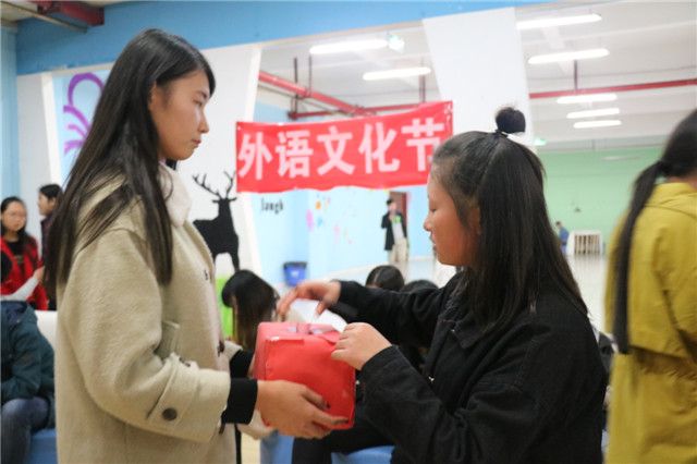 外语系第四届外语文化节之“魅力英语朗读者”活动