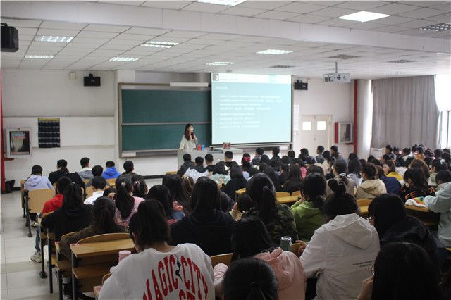 千余名淬炼学子参与新生入学教育 筑梦起航