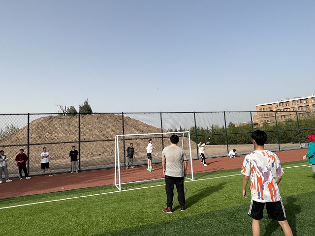 【完满团支部】“龙虎争霸”暖风羽毛球——大数据学院、信息工程学院物联(专升本)2203完满团支部活动