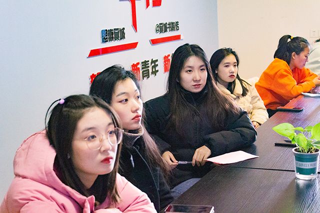 学长计划第933期:@艺家人:解决“临时抱佛脚”求职尴尬——艺术传媒学院“树立职业意识 规划精彩人生”大学生职业生涯规划大赛