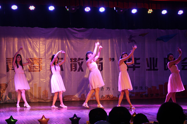环科系2012级“青春不散场”毕业晚会
