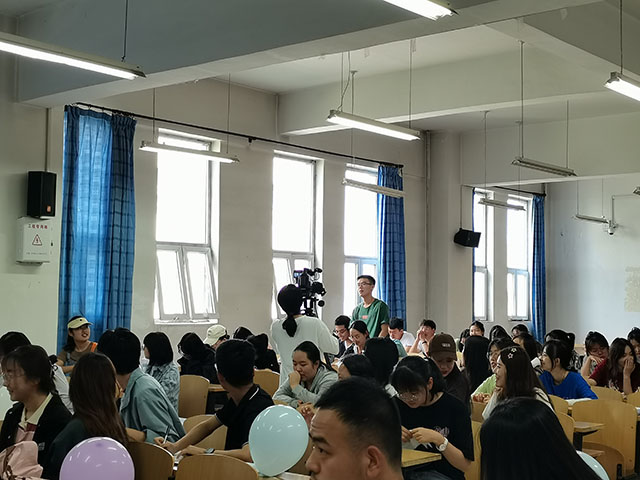 【辅导员说完满】“搭子”社交中有爱吗——食品与环境学院2020级辅导员说完满活动
