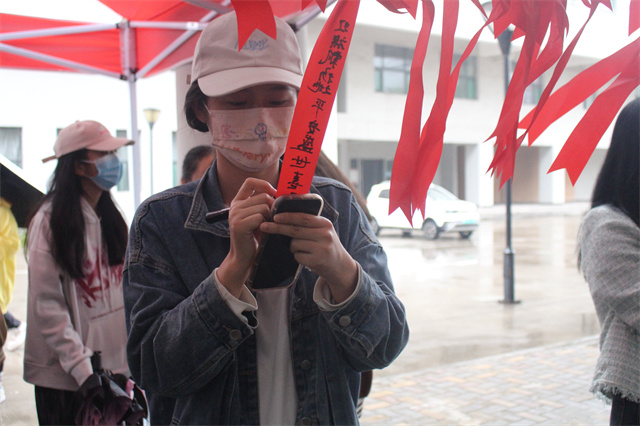用真心祝福 为祖国庆生——淬炼·国际商学院“欢度国庆 喜迎二十大”纪念活动