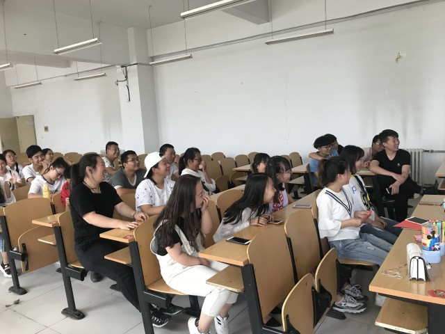 【完满班级】脑洞够大你就来  你画我猜展完满——大数据学院软件1705班举办完满班级活动