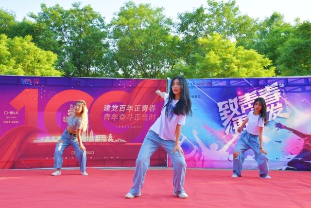 【毕业季】梦系青春 季忆留夏——“又是一年初夏时 又是一年离别季”致2021届毕业生